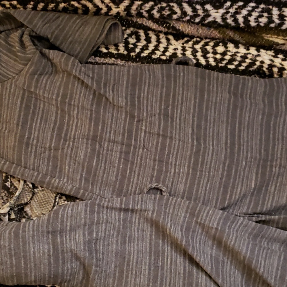 Shirt - Picture 4 of 4